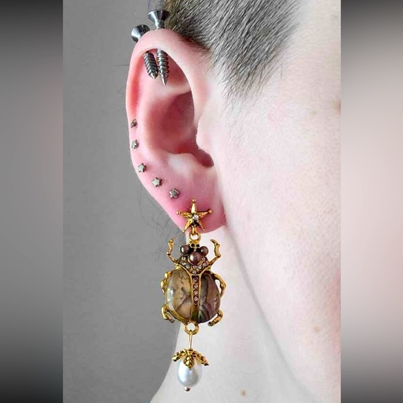 Unique👑✨Regal Royal Beetle Antique Gold Abalone Bedazzled Pearl Drop Ear… - Picture 10 of 11